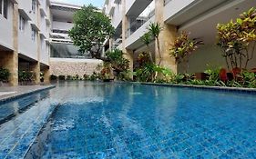 Hotel Crystal Kuta Bali
